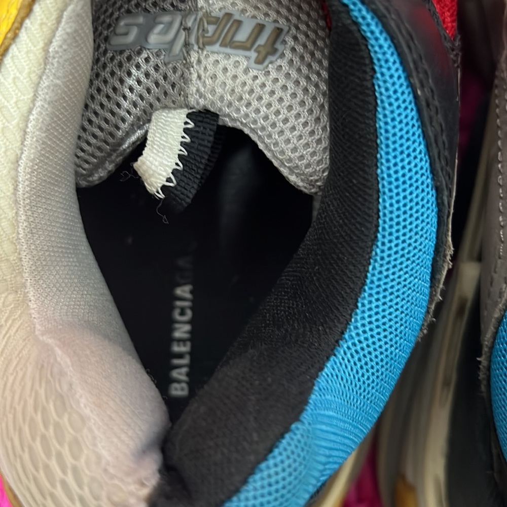 Balenciaga Triple S Sneaker Split - Picture 8 of 13